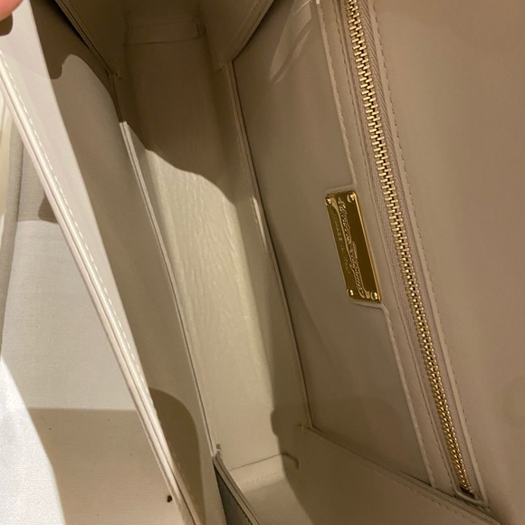 Ferragamo ginny bag, new - Picture 7 of 8